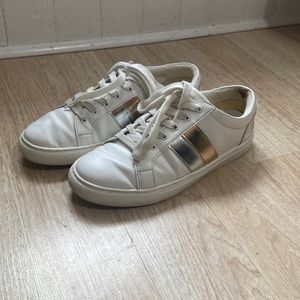 J. Crew New Road Trip Sneakers With Stripe Size 9